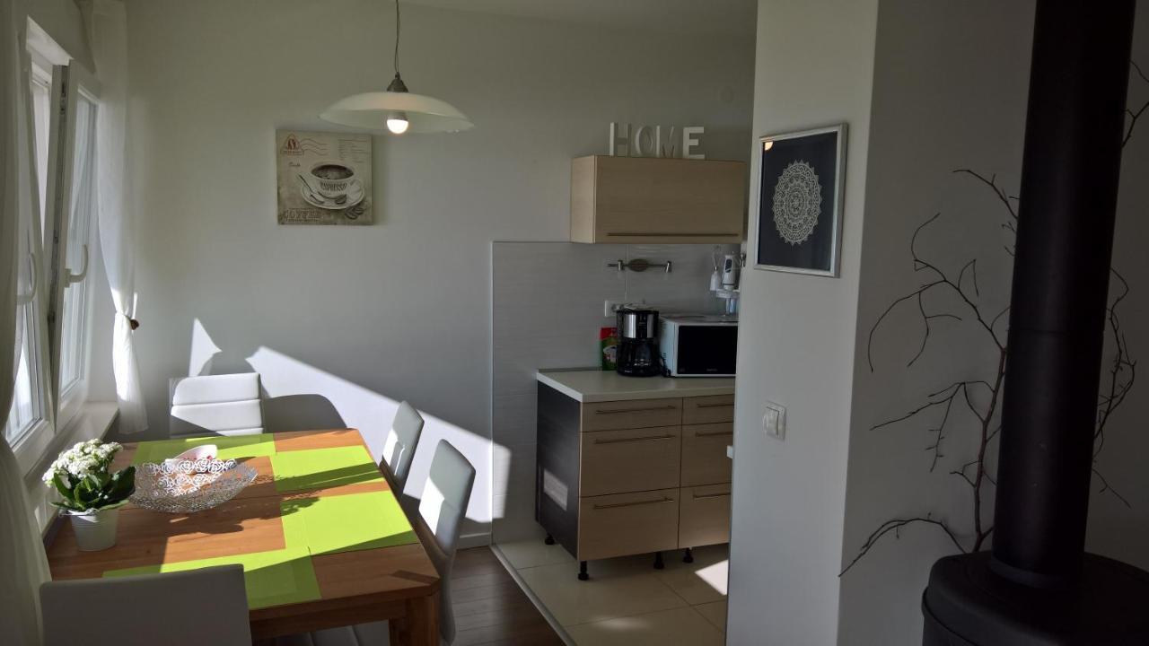 Apartment Nives Opatija Exterior photo